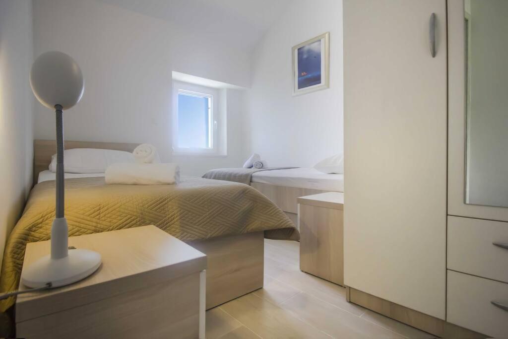 Holiday Home Aria พอดโกรา ภายนอก รูปภาพ